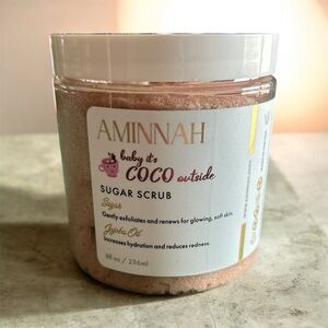 AMINNAH Baby It's Coco Outside Sugar Scrub - Pink